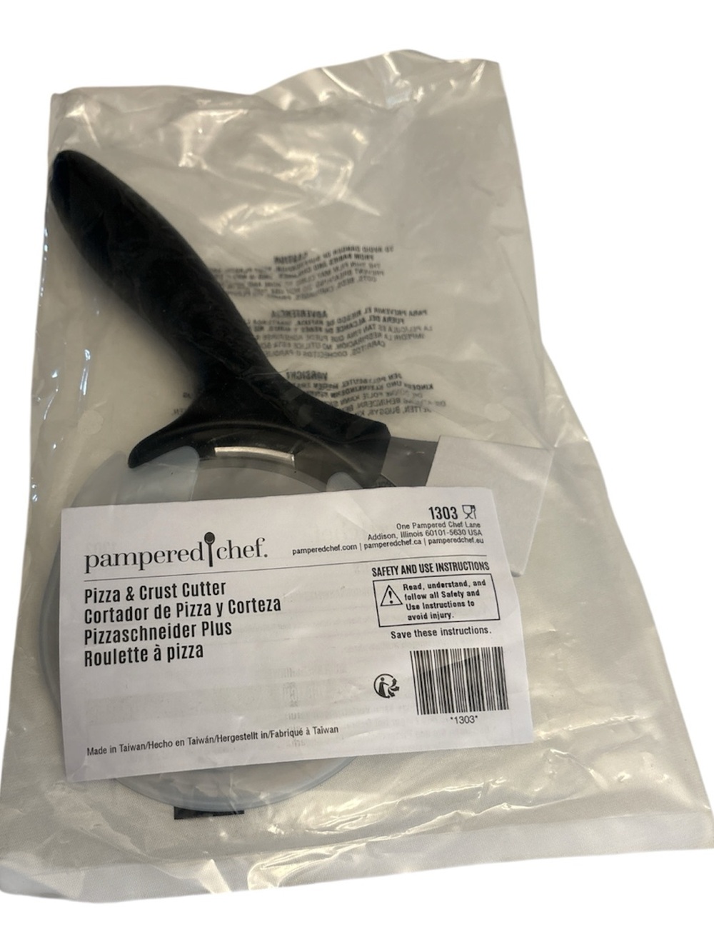 Pampered Chef Black Pizza & Crust Cutter Protective Cover for Storage New